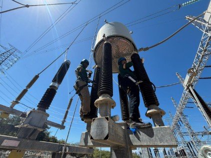 Jaga Keandalan Pasokan Listrik, PLN ULTG Kupang Lakukan Pemeliharaan Korektif di GI 150 kV Panaf